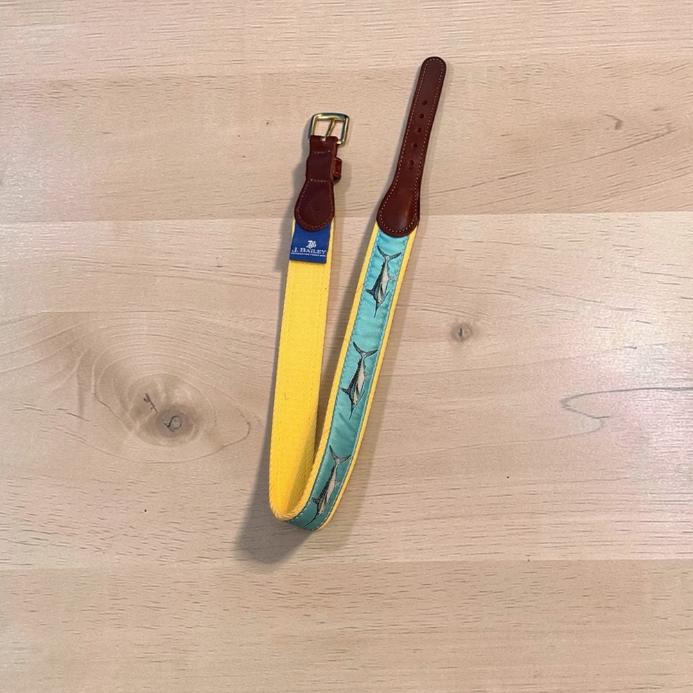 J. Bailey 22 Yellow and Aqua Fish Belt 🐠